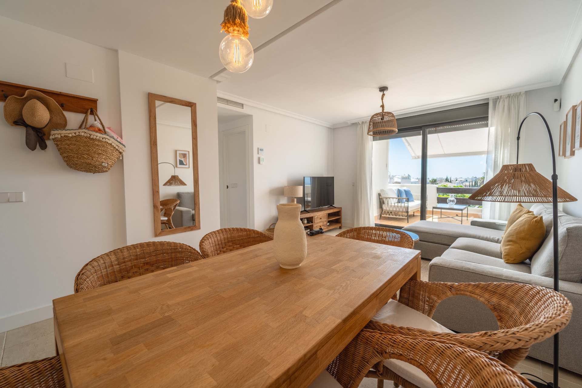 Image 50: penthouse duplex For sale, Estepona, €495,000 [HFM-CL10001]