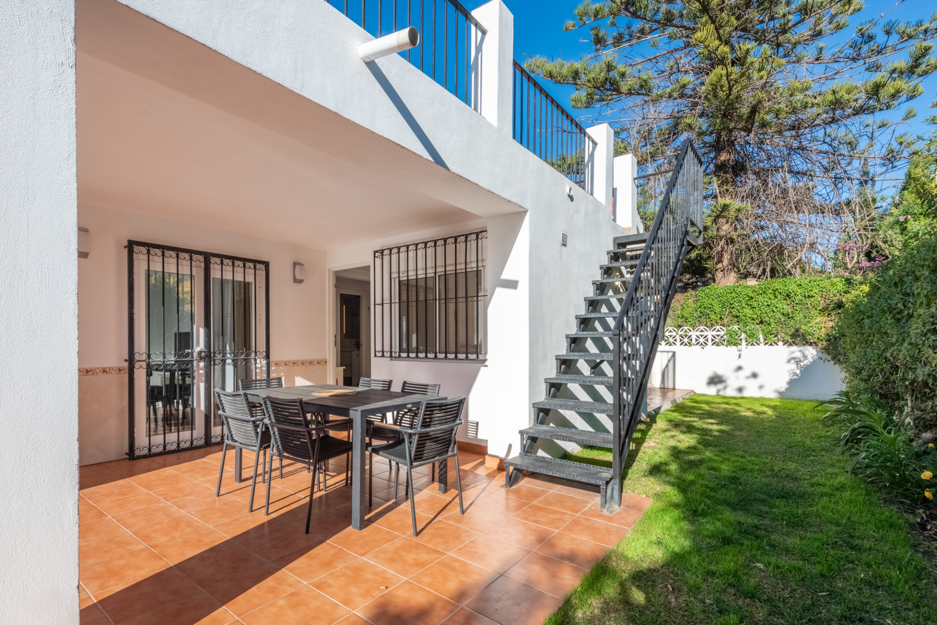 Image {index}: Detached Villa For sale, Fuengirola, €469,000 [HFM-CL10009]