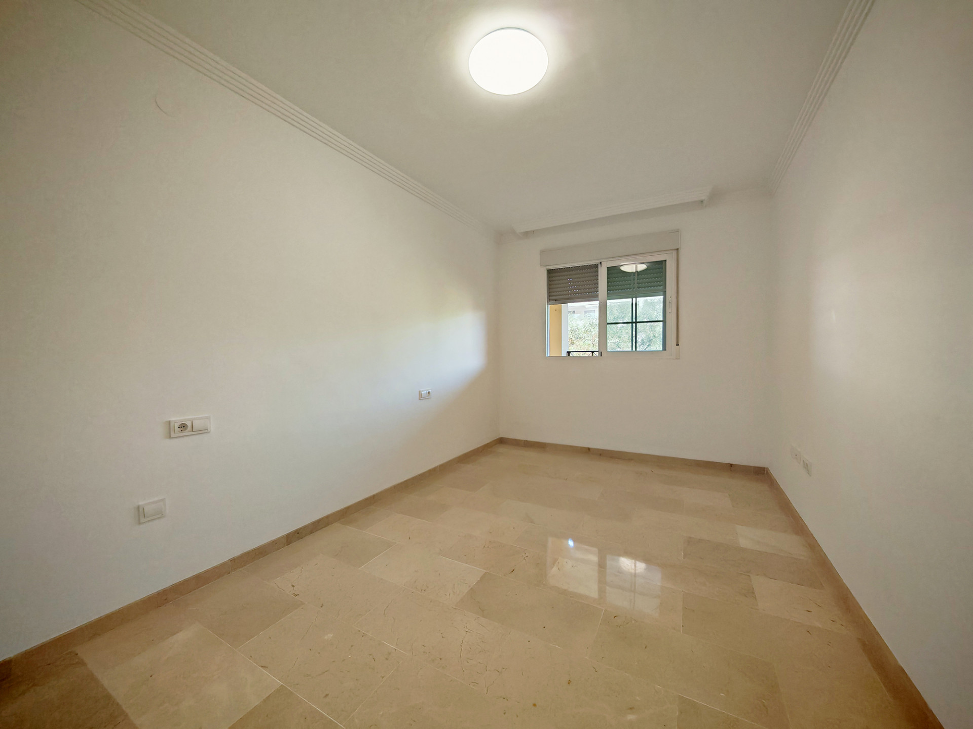 Image 13: apartment For sale, Marbella, €350,000 [HFM-CL10087]