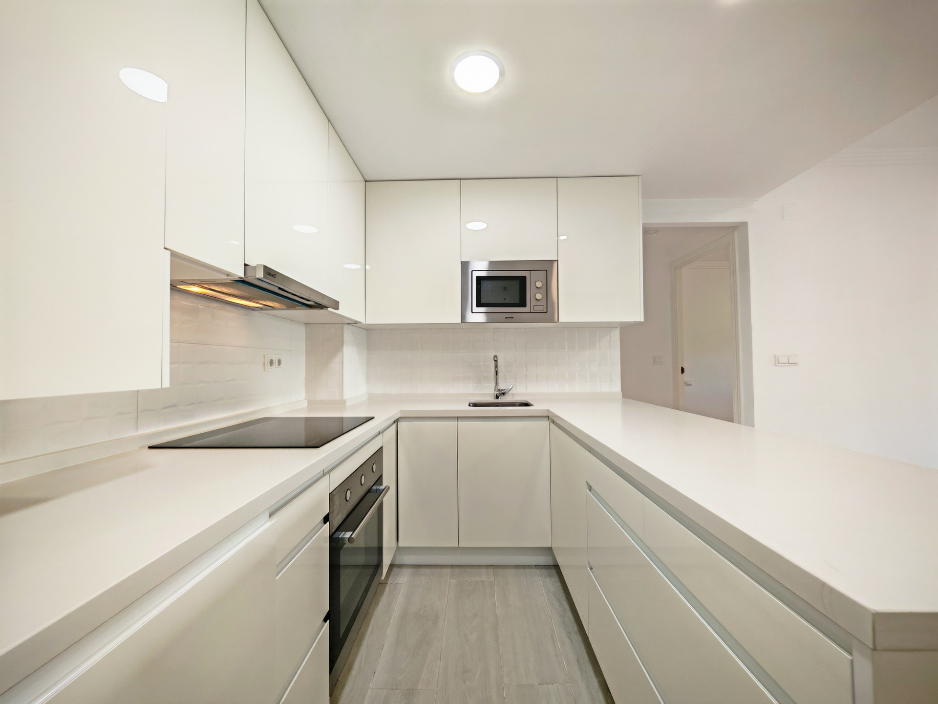 Image 13: apartment For sale, Marbella, €350,000 [HFM-CL10087]