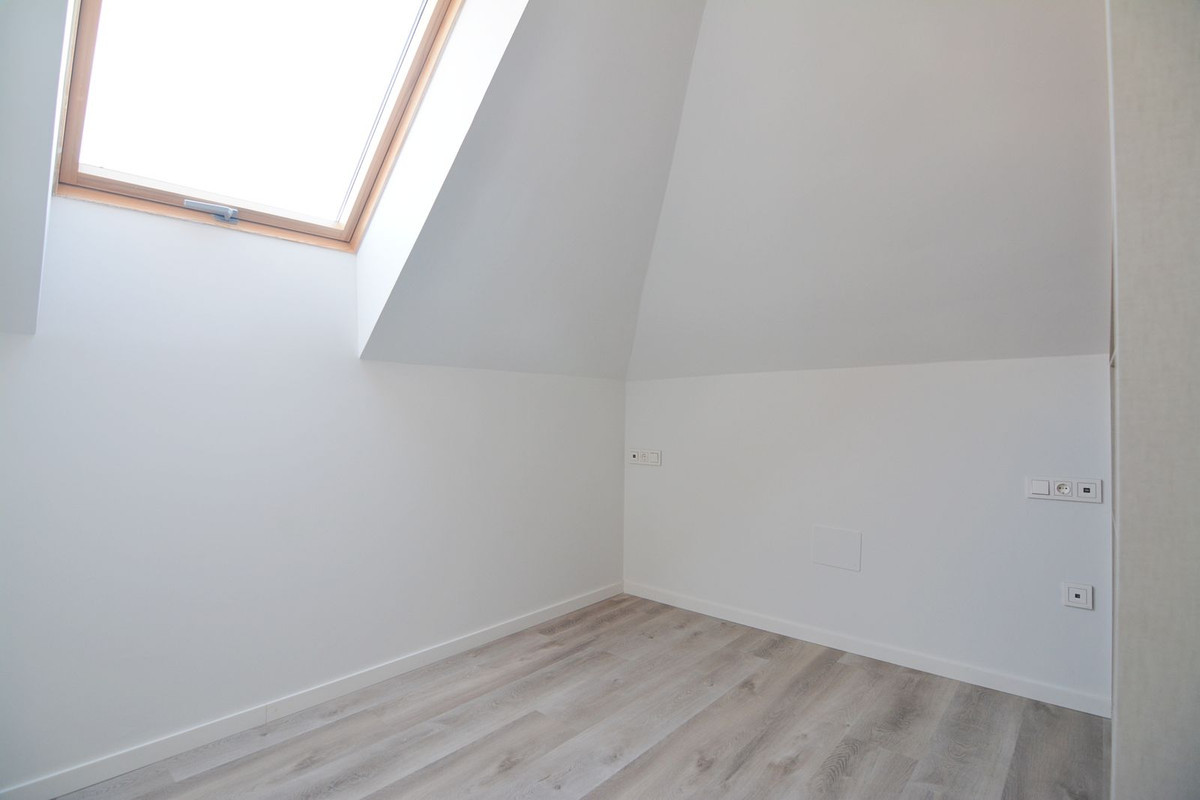 Image 16: penthouse duplex For sale, Fuengirola, €369,000 [HFM-CL10089]