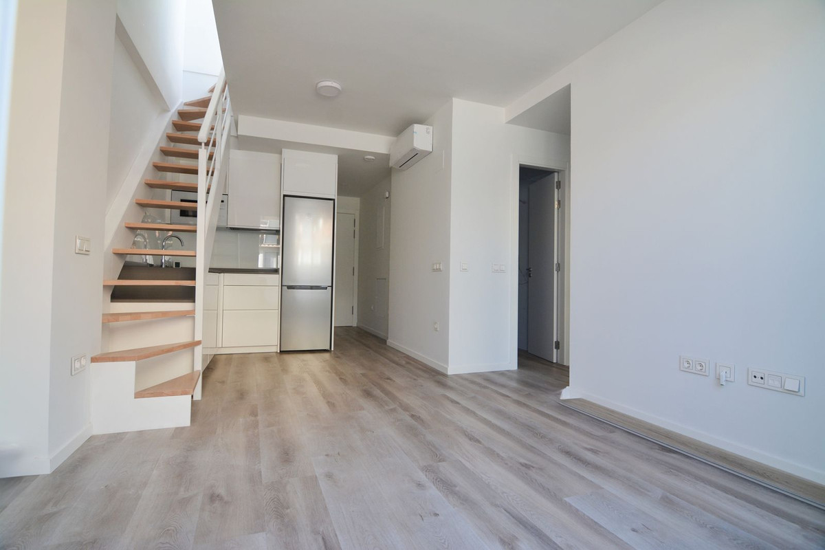 Image 16: penthouse duplex For sale, Fuengirola, €369,000 [HFM-CL10089]