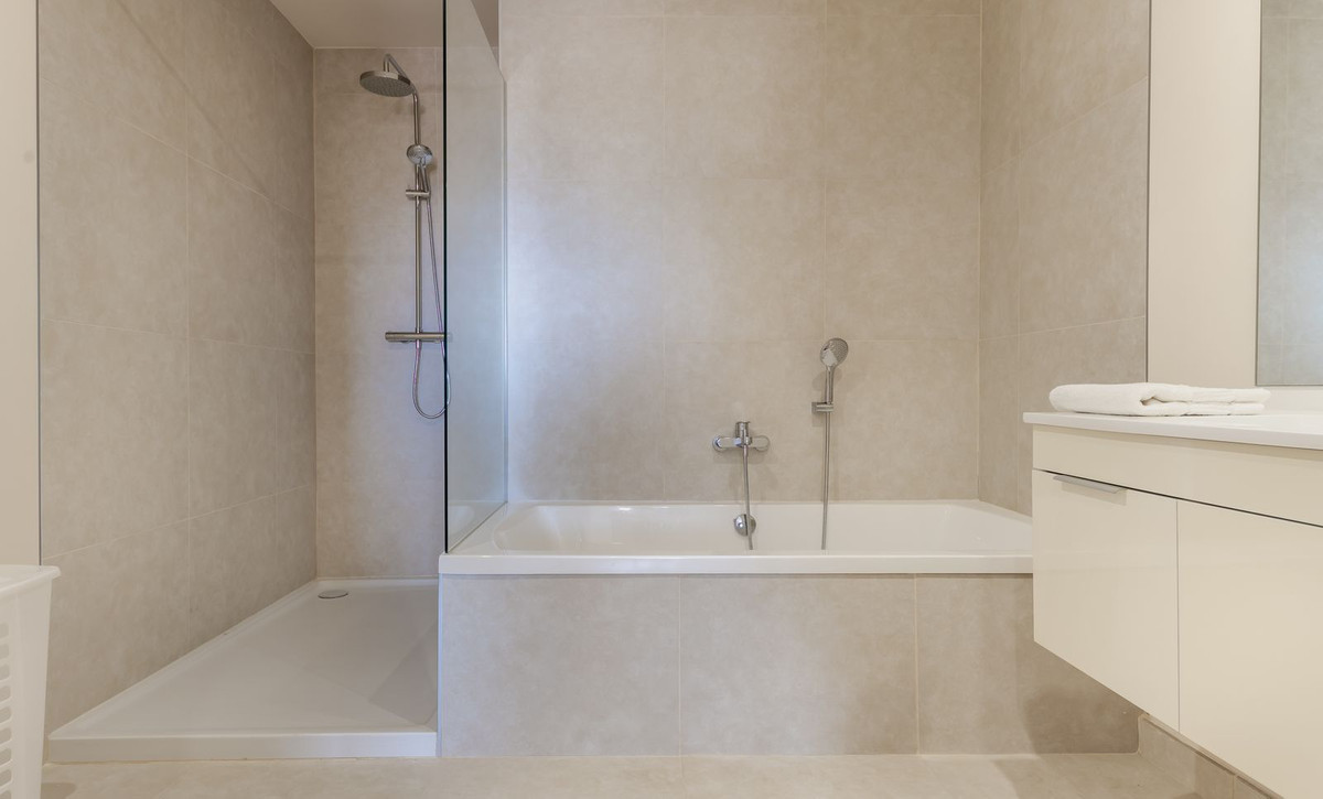 Image 21: apartment For sale, Mijas Costa, €595,000 [HFM-CL10122]