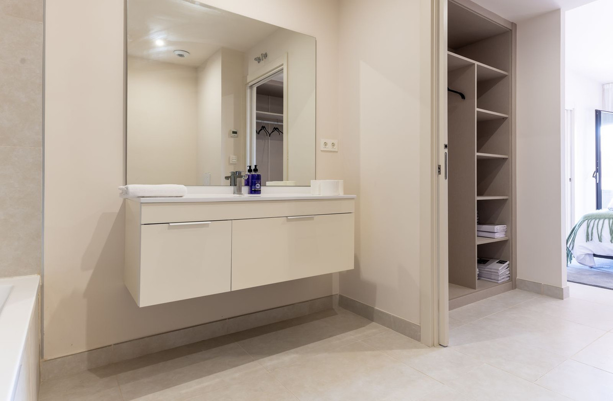 Image 21: apartment For sale, Mijas Costa, €595,000 [HFM-CL10122]