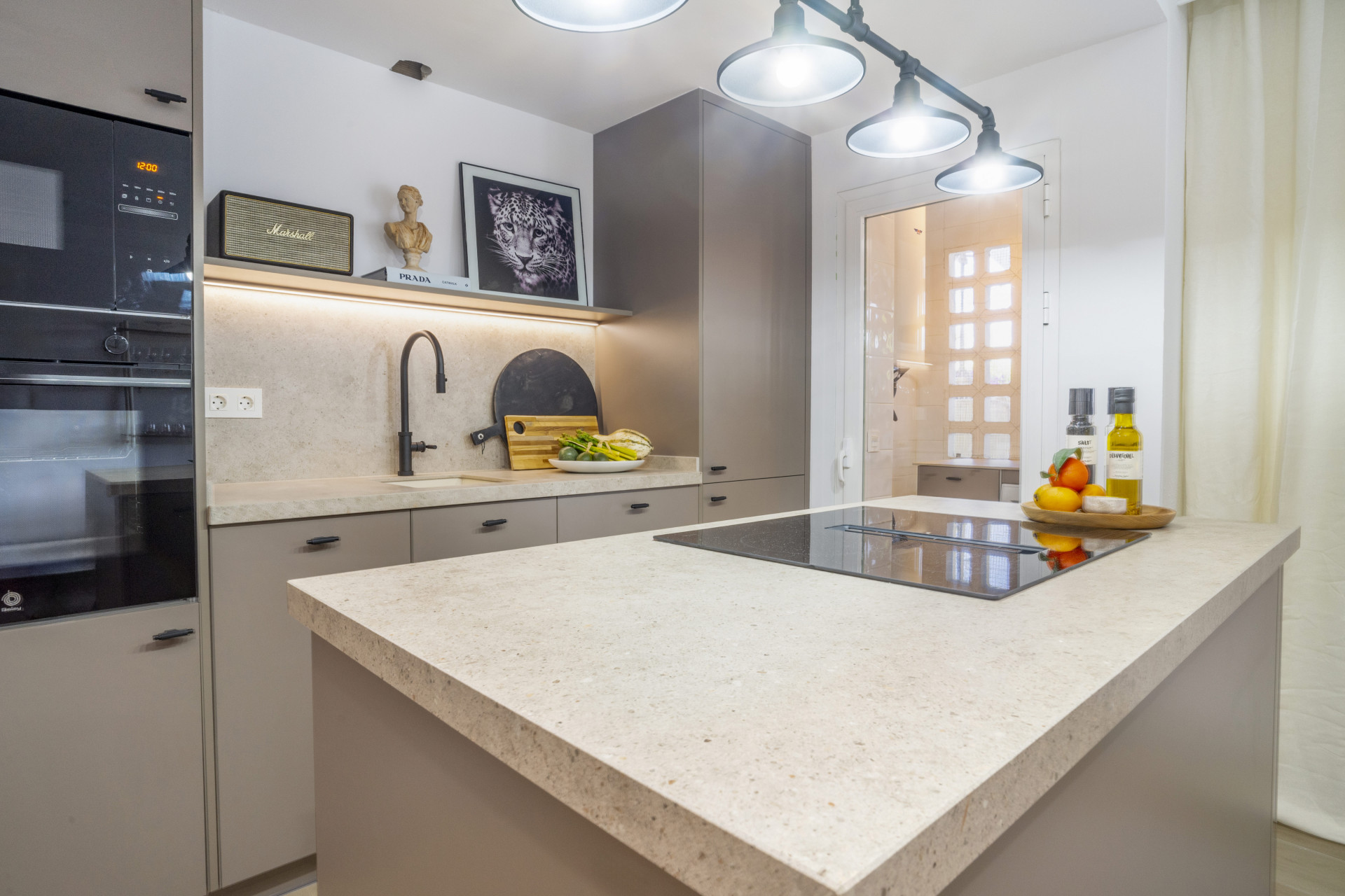 Image 30: ground floor apartment For sale, Nueva Andalucía, €495,000 [HFM-CL10121]