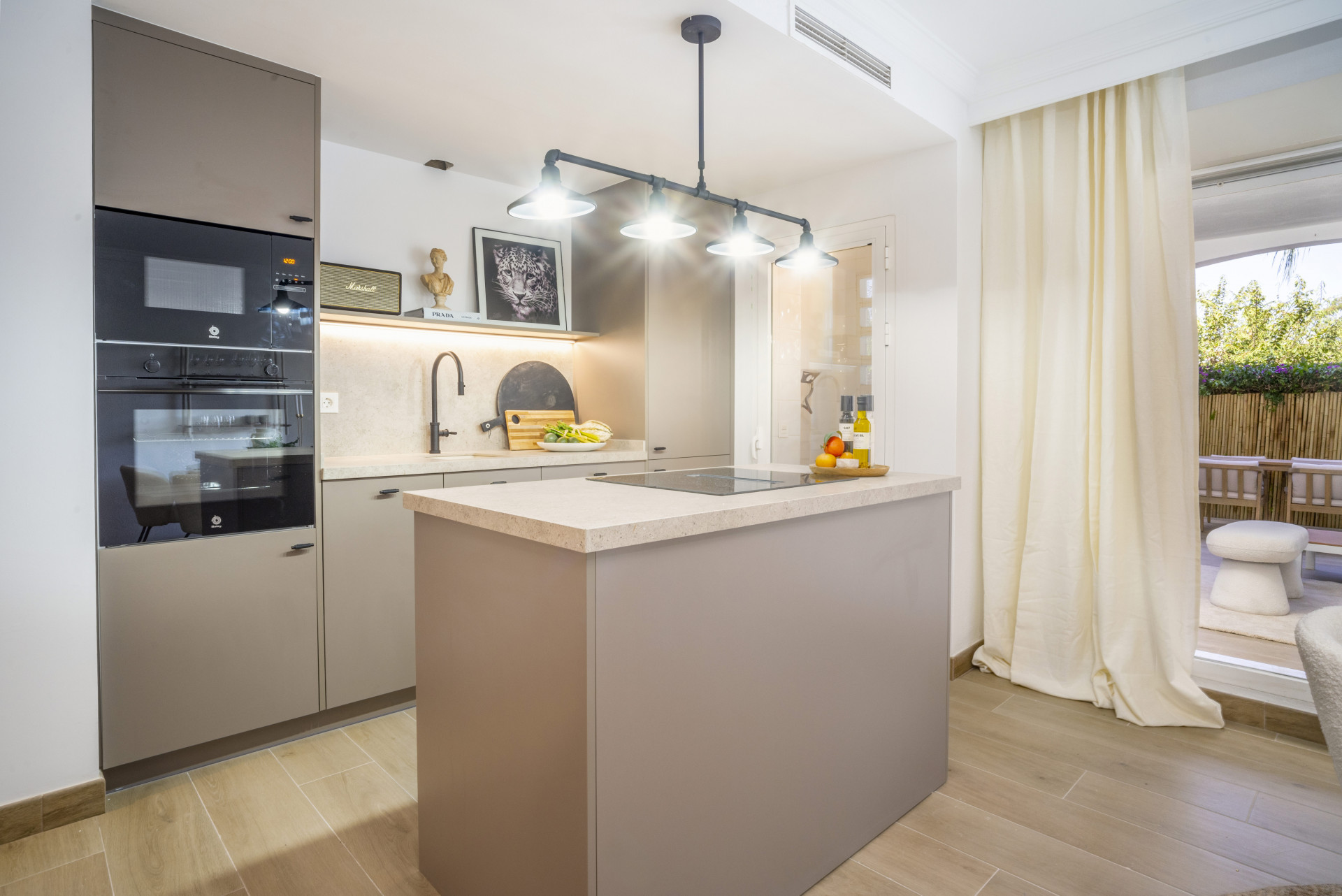 Image 30: ground floor apartment For sale, Nueva Andalucía, €495,000 [HFM-CL10121]