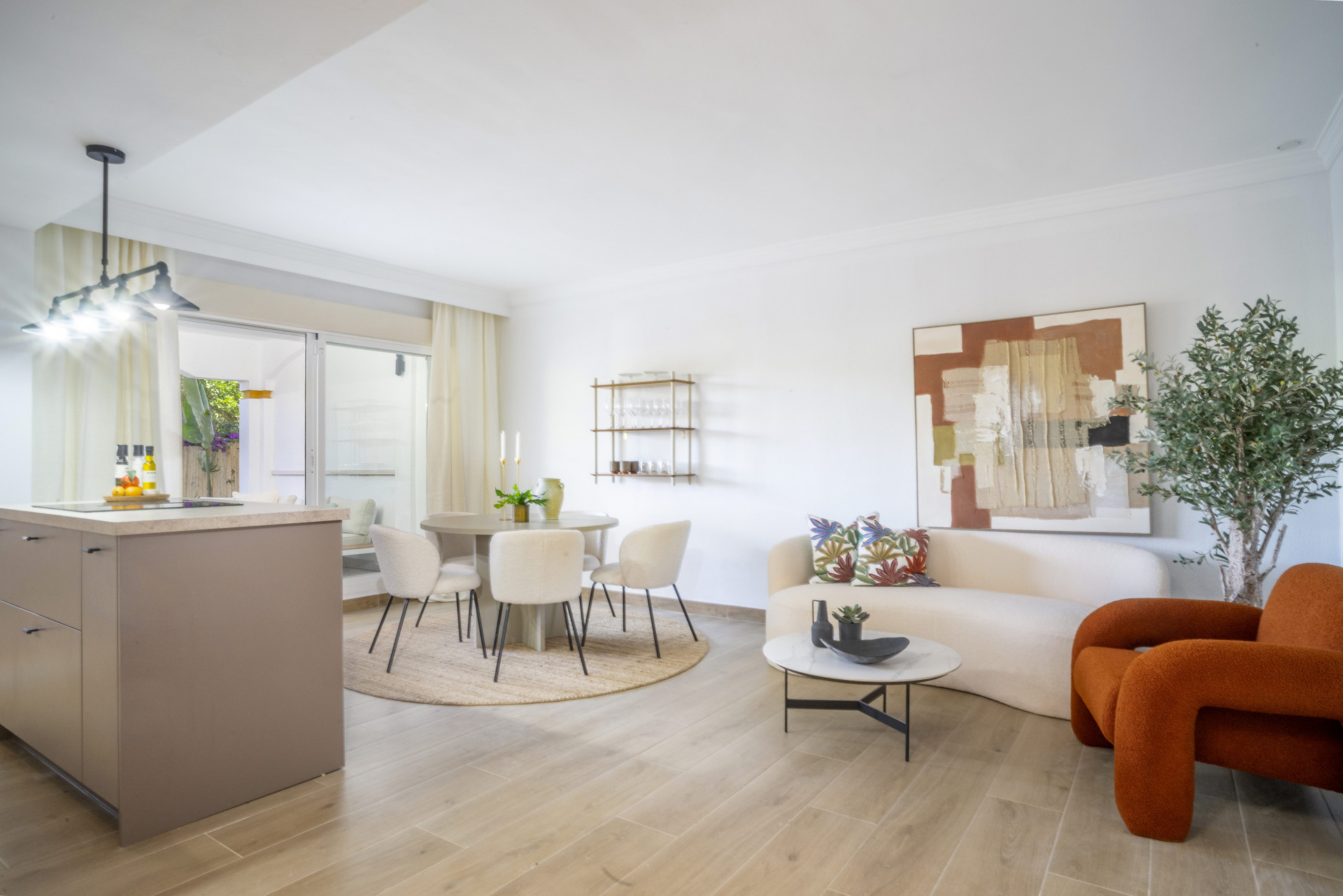 Image 30: ground floor apartment For sale, Nueva Andalucía, €495,000 [HFM-CL10121]