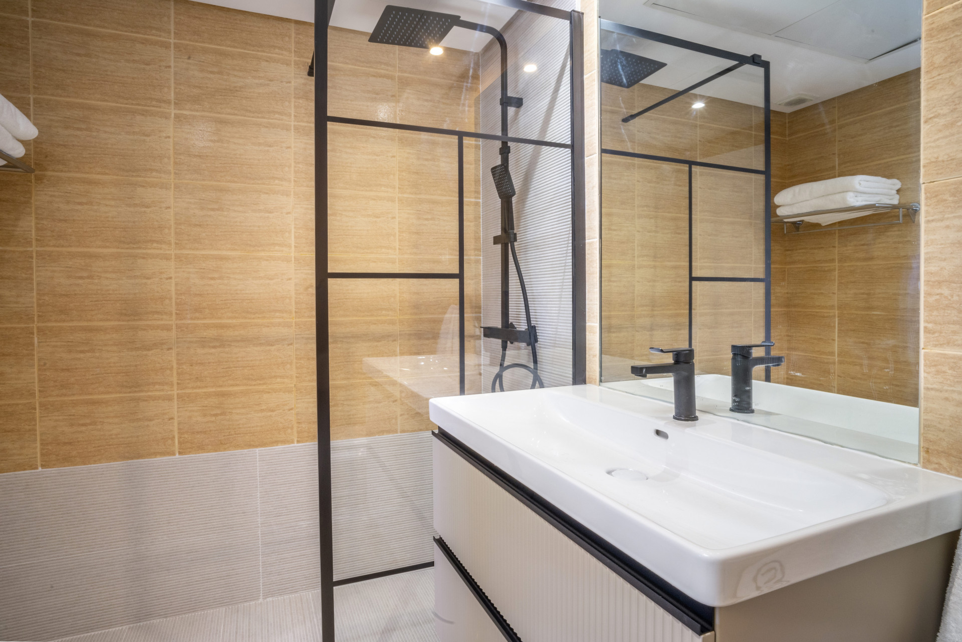 Image 30: ground floor apartment For sale, Nueva Andalucía, €495,000 [HFM-CL10121]