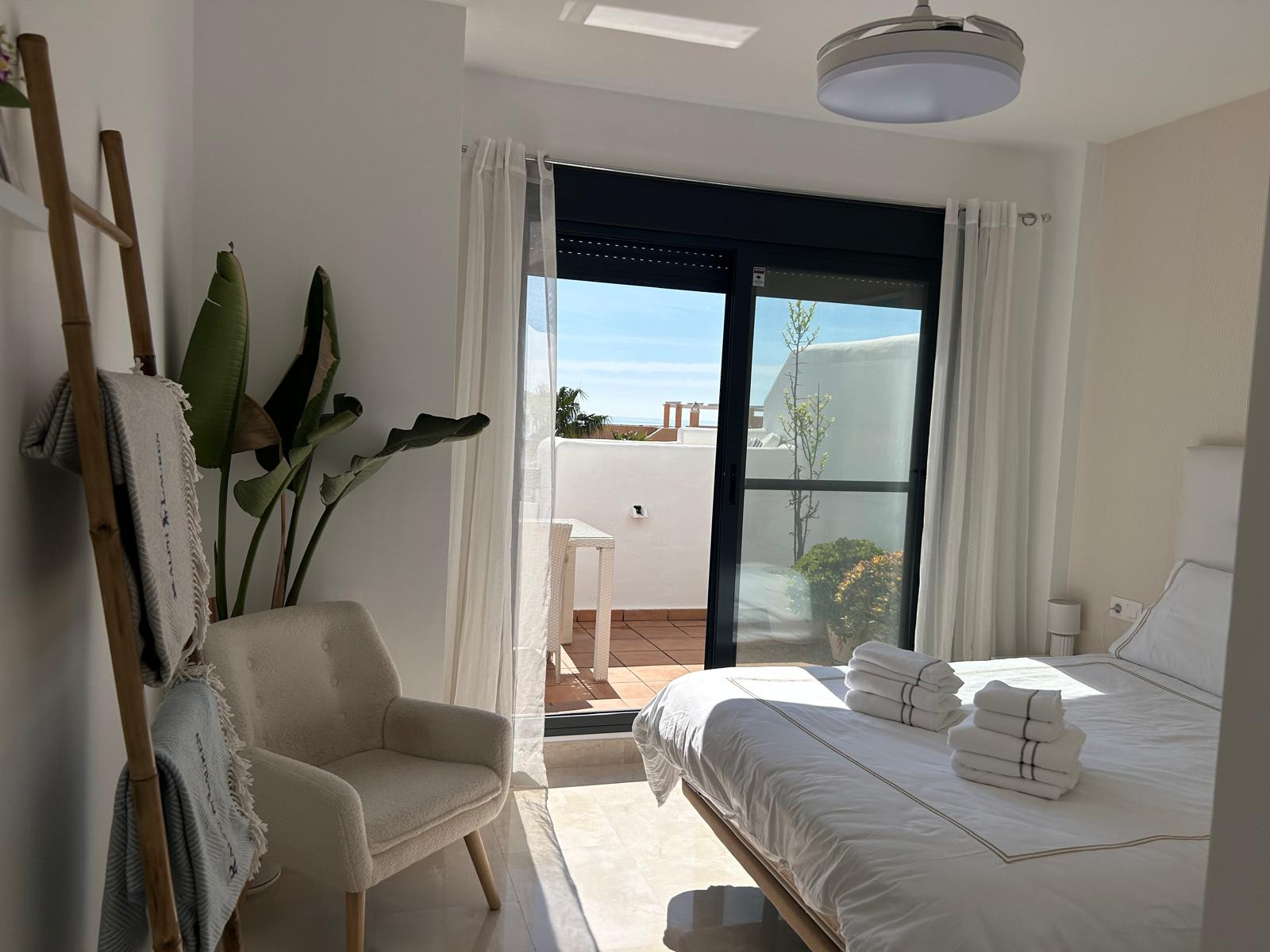 Image 49: Apartment For sale, Casares, €419,000 [HFMs644633]