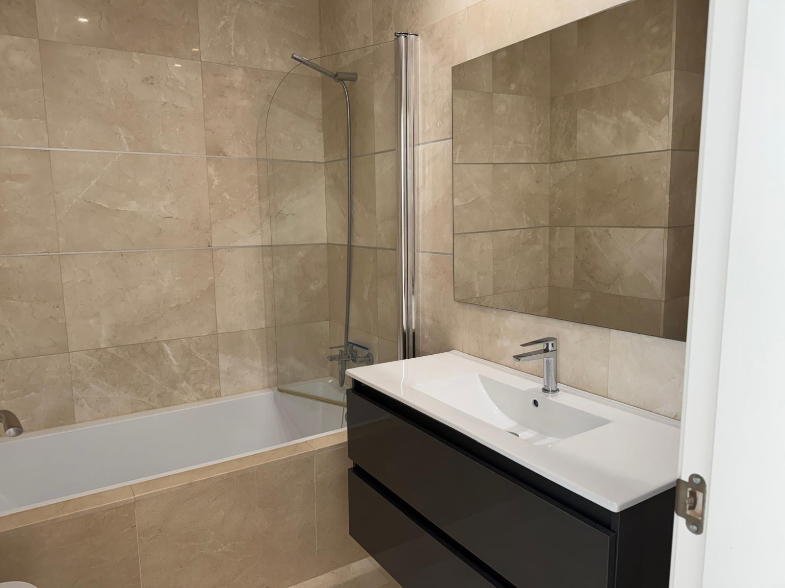 Image 39: apartment For sale, Casares, €449,000 [HFM-D20001]