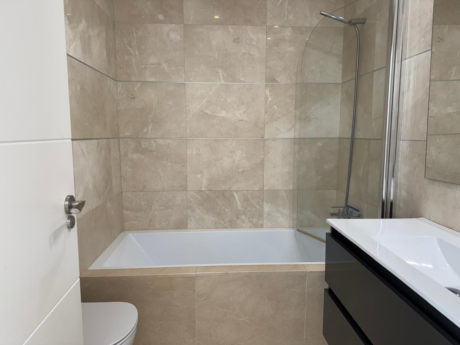 Image 39: apartment For sale, Casares, €449,000 [HFM-D20001]