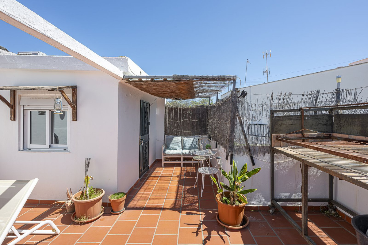 Image 35: penthouse For sale, San Pedro de Alcántara, €549,000 [HFM-CL10123]