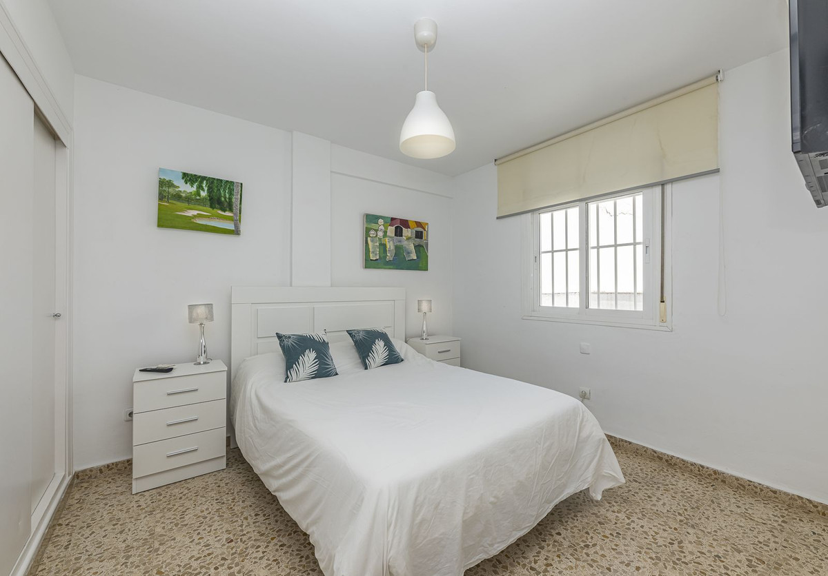 Image 35: penthouse For sale, San Pedro de Alcántara, €549,000 [HFM-CL10123]