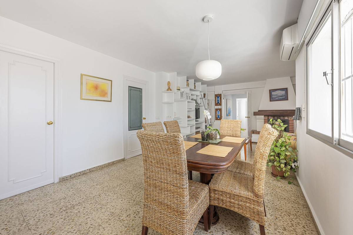 Image 35: penthouse For sale, San Pedro de Alcántara, €549,000 [HFM-CL10123]