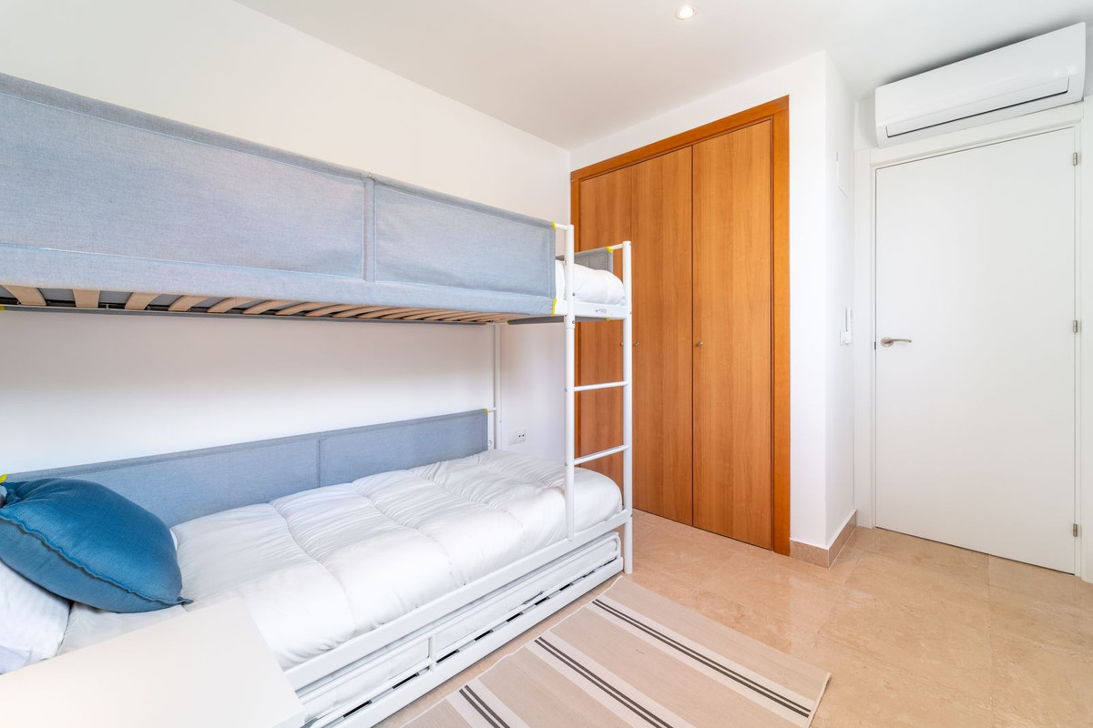 Image 25: penthouse duplex For sale, Manilva, €450,000 [HFM-CL10119]