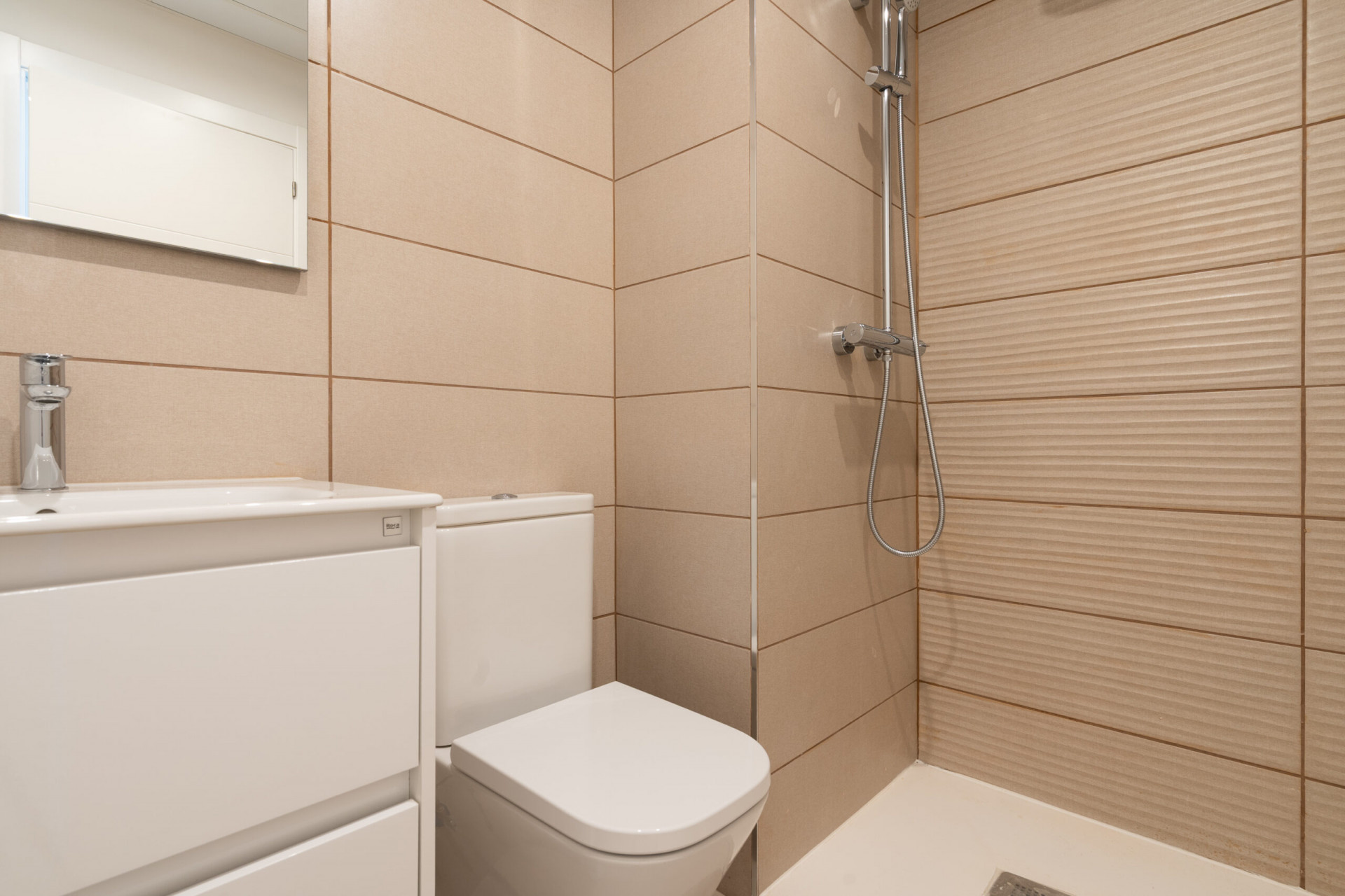 Image 23: apartment For sale, Estepona, €420,000 [HFM-CL10066]