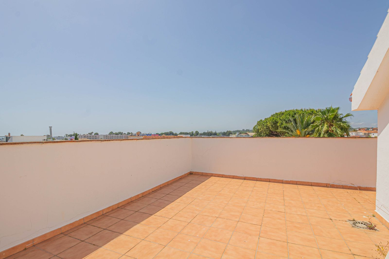 Image 28: villa - chalet For sale, pueblo nuevo de guadiaro, €699,000 [HFM-CL10117]