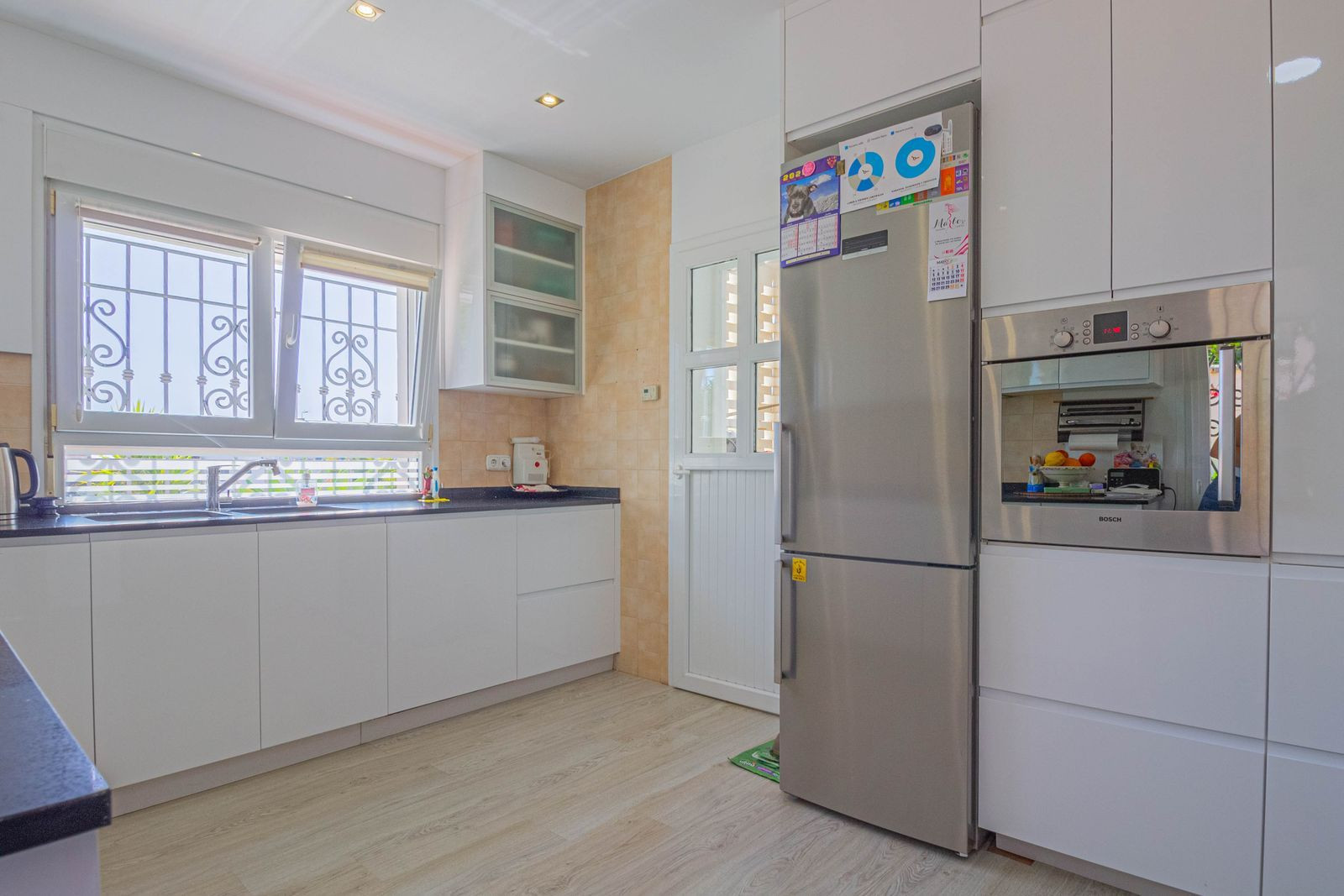 Image 28: villa - chalet For sale, pueblo nuevo de guadiaro, €699,000 [HFM-CL10117]