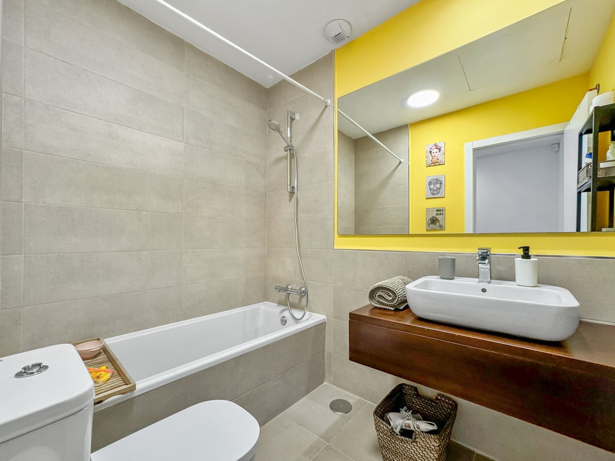 Image 39: townhouse For sale, Manilva, €450,000 [HFM-CL10116]