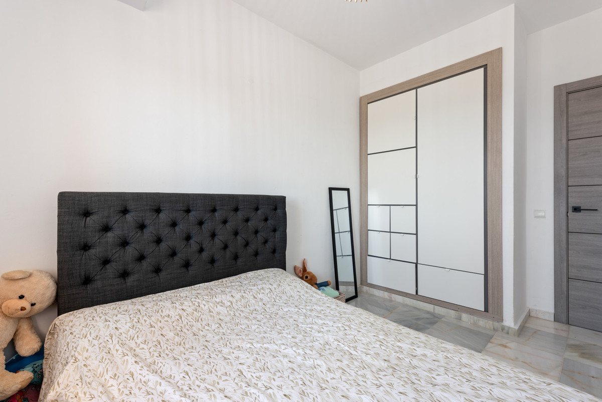 Image 43: detached villa For sale, Estepona, €795,000 [HFM-CL10145]