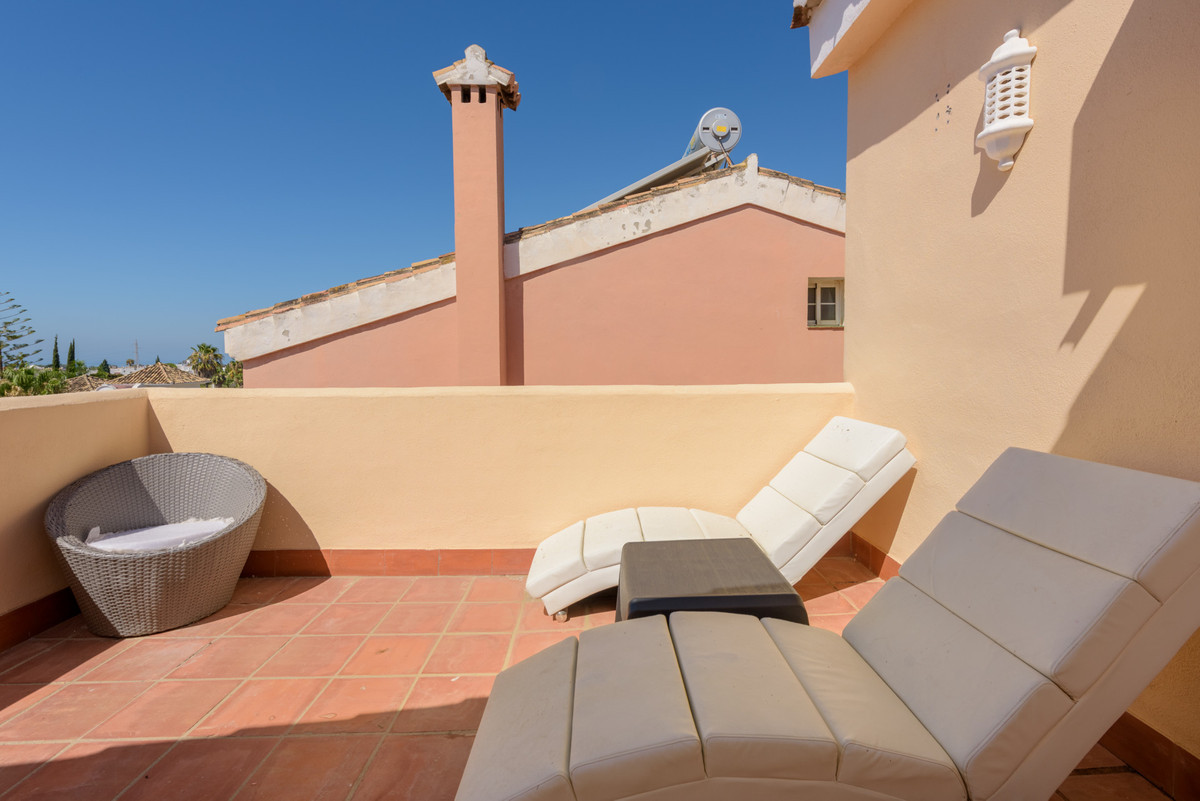 Image 43: detached villa For sale, Estepona, €795,000 [HFM-CL10145]