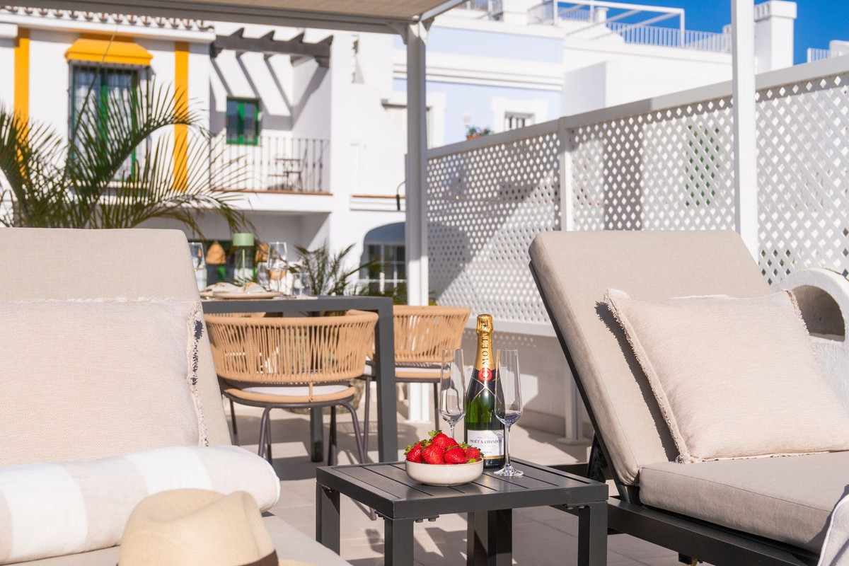 Image 20: townhouse For sale, Nueva Andalucía, €765,000 [HFM-CL10144]