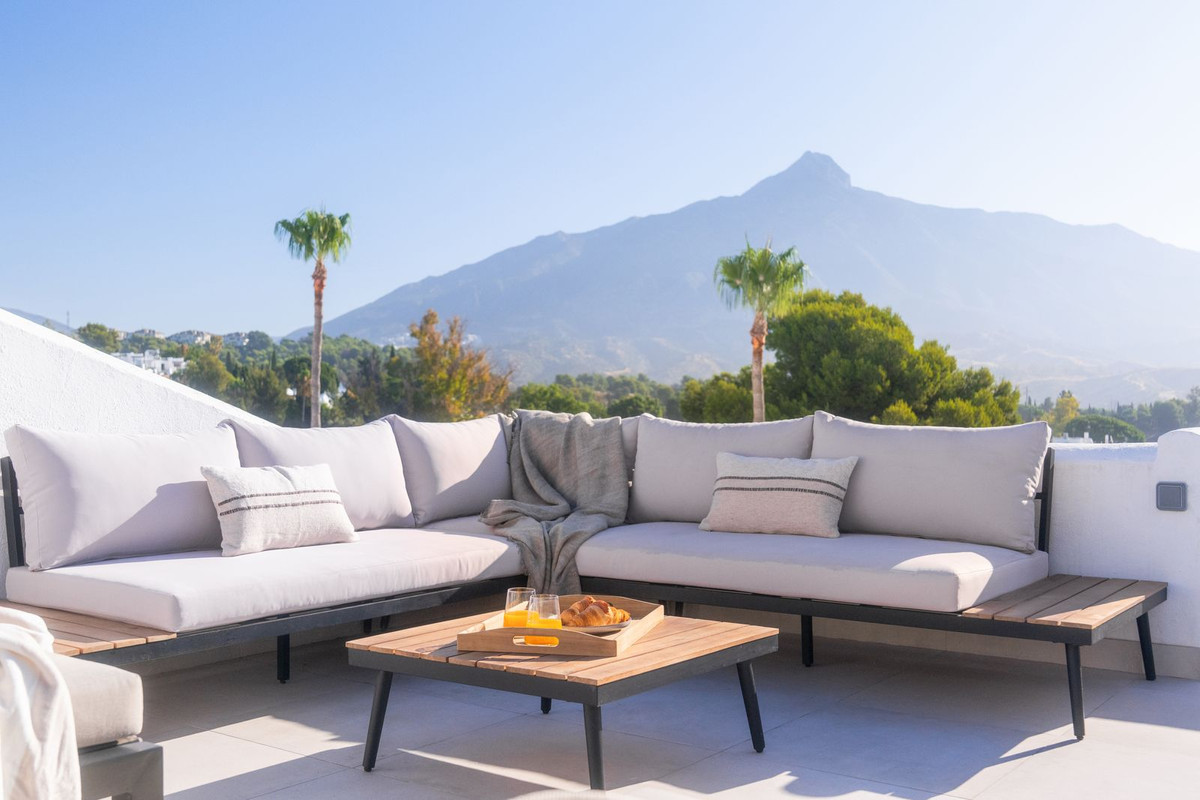 Image 20: townhouse For sale, Nueva Andalucía, €765,000 [HFM-CL10144]