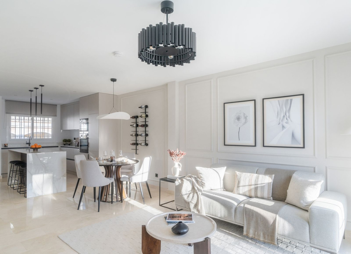 Image 20: townhouse For sale, Nueva Andalucía, €765,000 [HFM-CL10144]