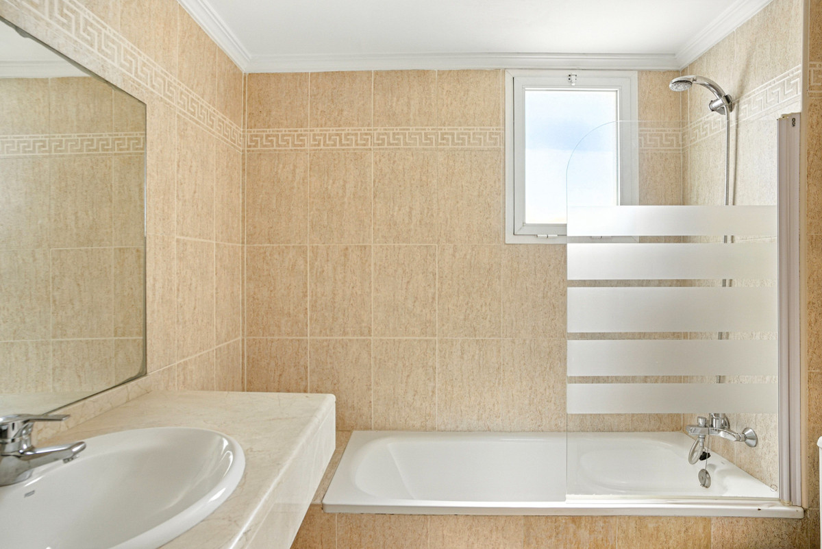 Image 25: Ático For sale, The Golden Mile, €790,000 [HFM-CL10143]