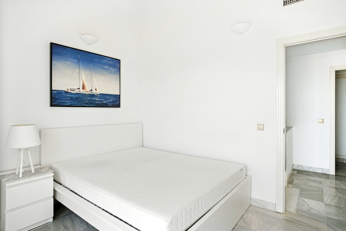 Image 25: Ático For sale, The Golden Mile, €790,000 [HFM-CL10143]