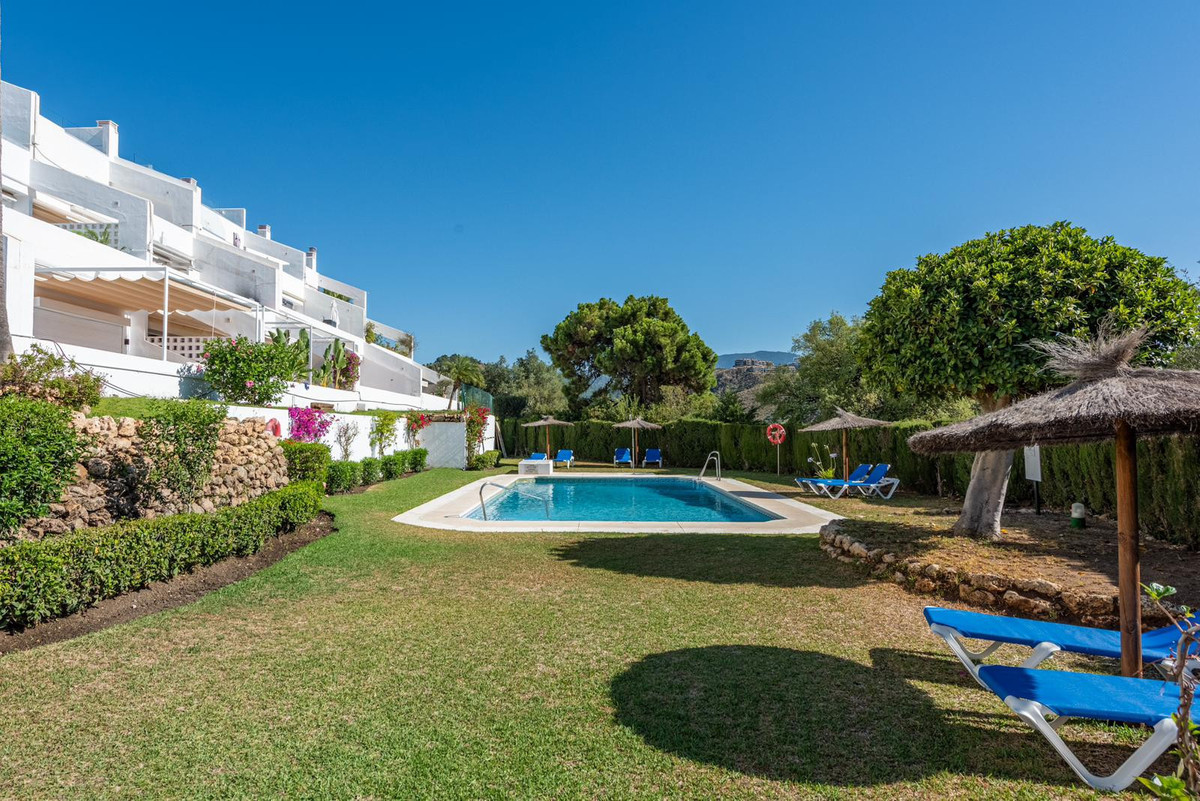 Image 20: apartment For sale, Benahavís, €649,000 [HFM-CL10142]