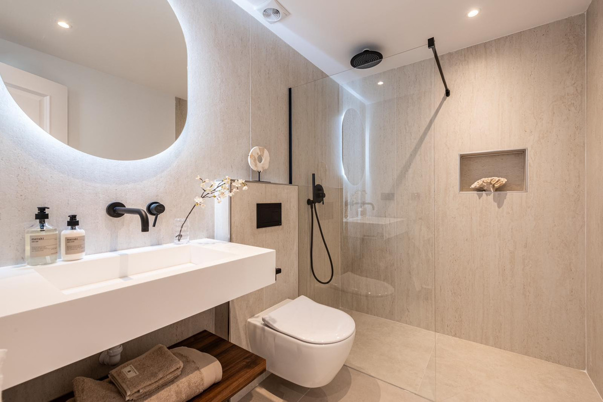 Image 20: apartment For sale, Benahavís, €649,000 [HFM-CL10142]