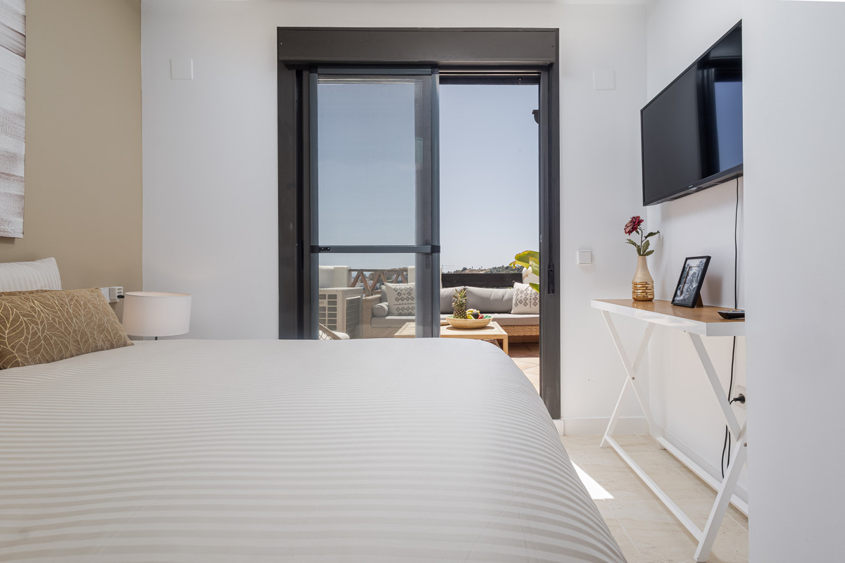 Image 16: apartment For sale, Estepona, €380,000 [HFM-CL10151]