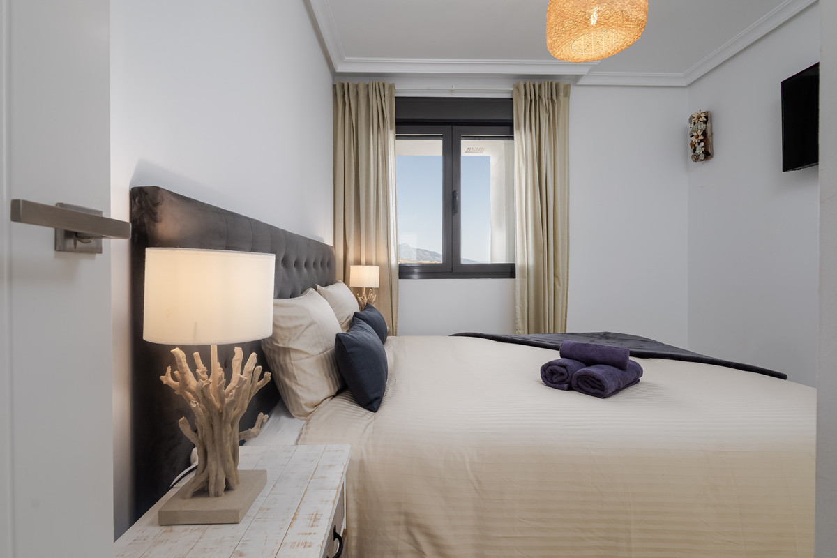 Image 16: apartment For sale, Estepona, €380,000 [HFM-CL10151]