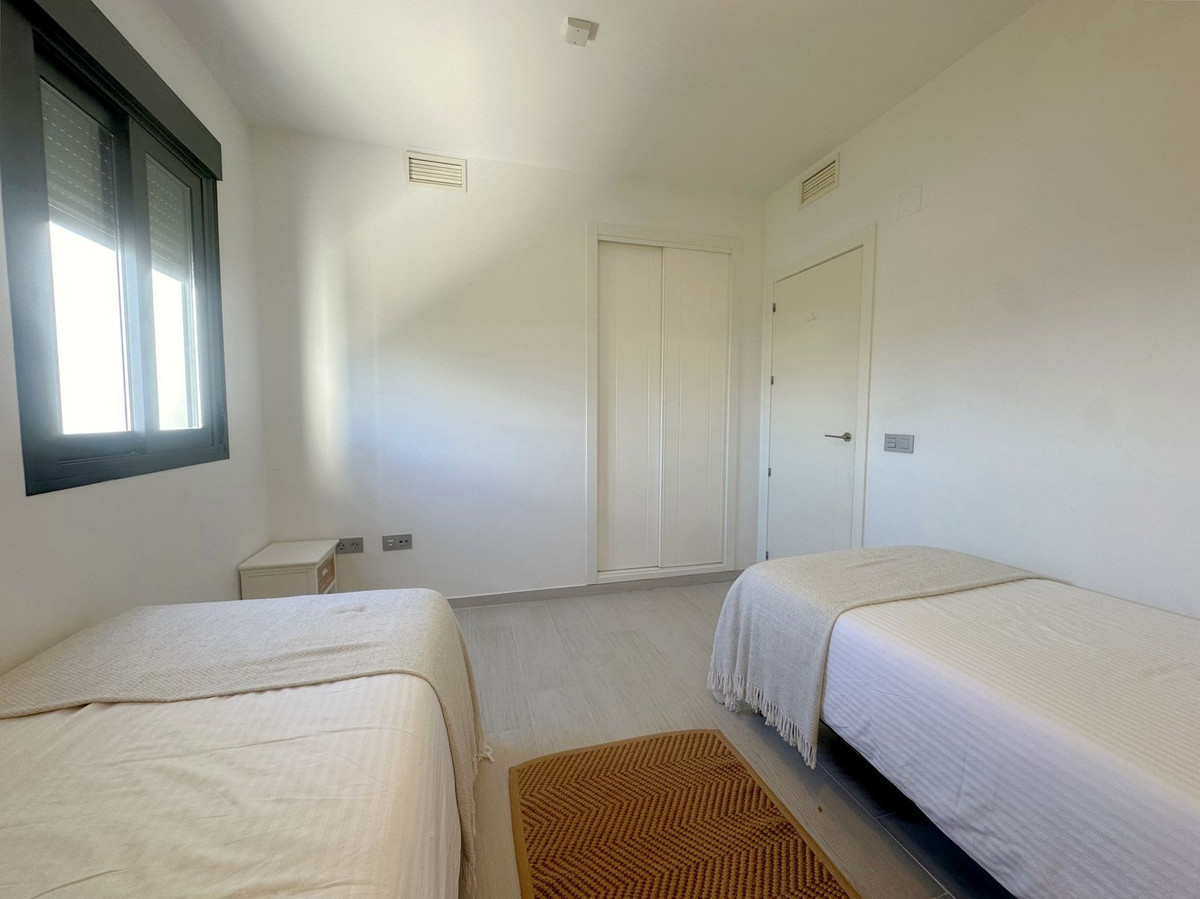 Image 31: penthouse duplex For sale, Estepona, €735,000 [HFM-CL10147]