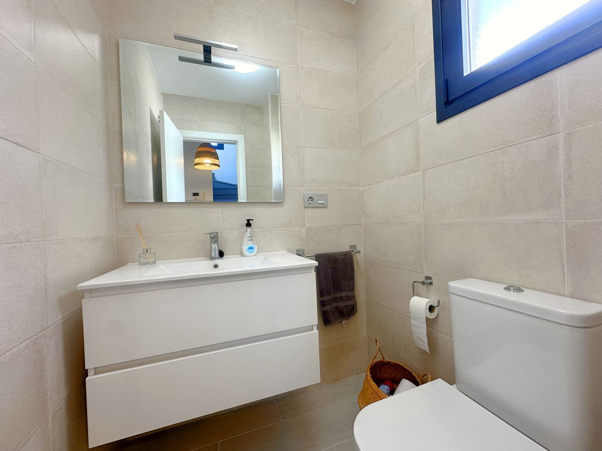 Image 31: penthouse duplex For sale, Estepona, €735,000 [HFM-CL10147]