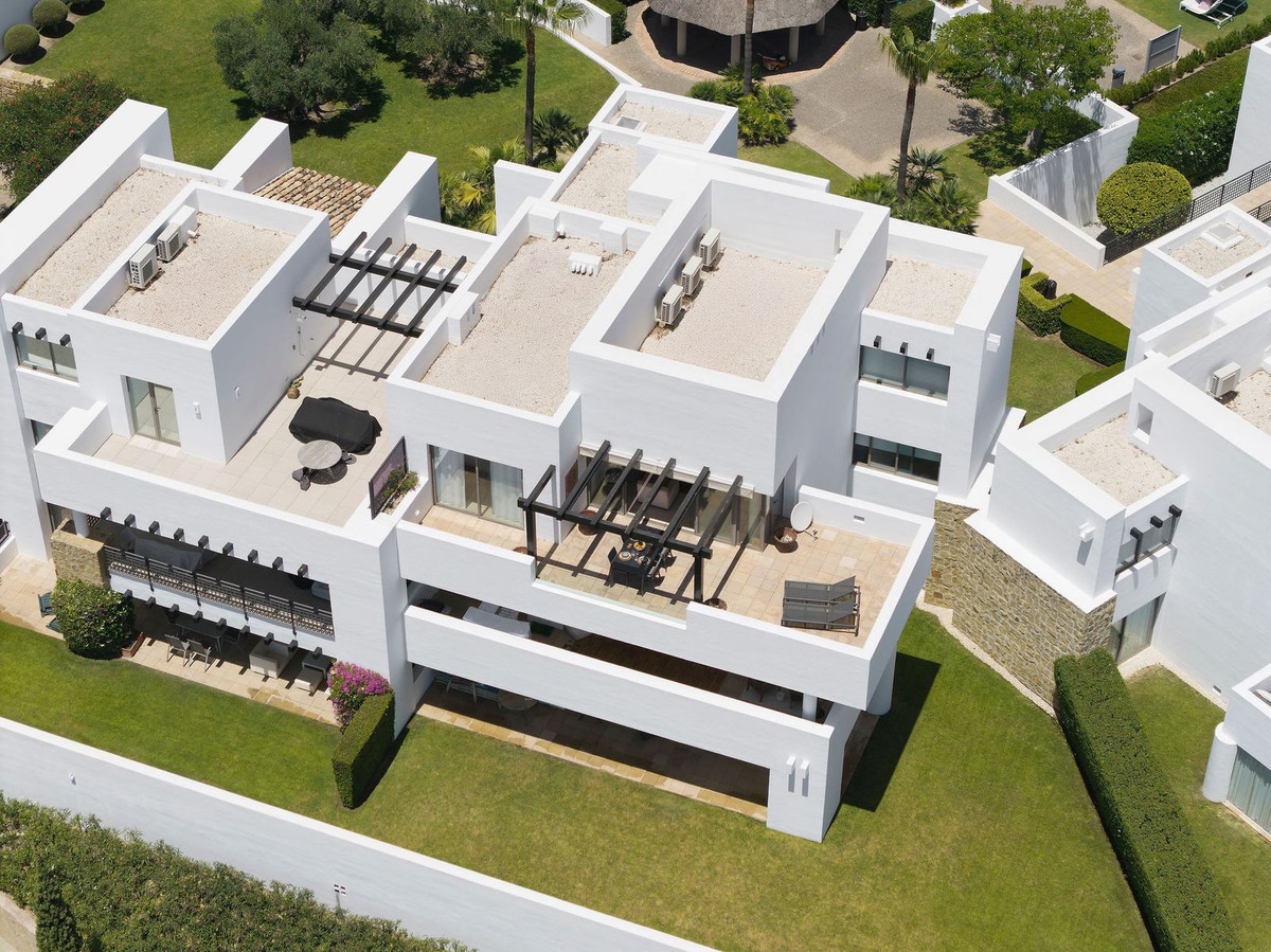 Image 19: penthouse For sale, Benahavís, €755,000 [HFM-CL10146]