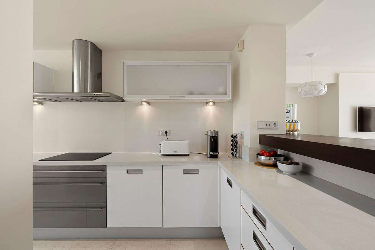 Image 19: penthouse For sale, Benahavís, €755,000 [HFM-CL10146]