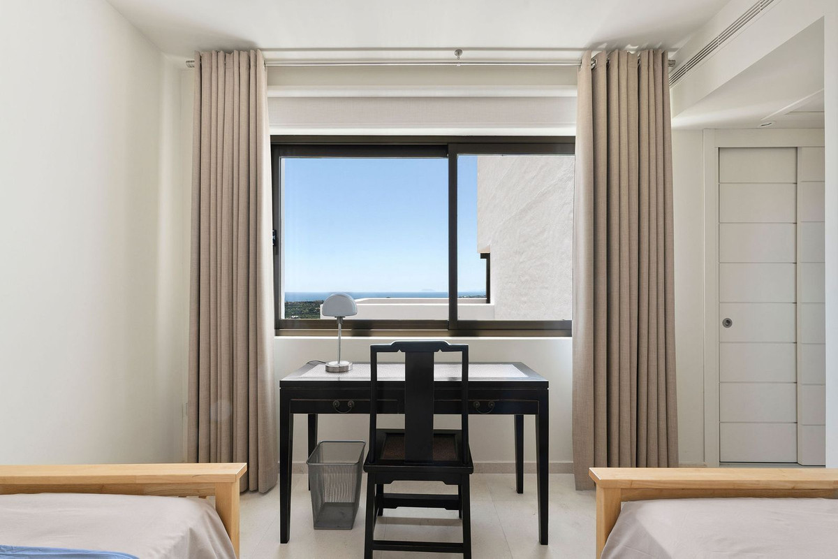 Image 19: penthouse For sale, Benahavís, €755,000 [HFM-CL10146]