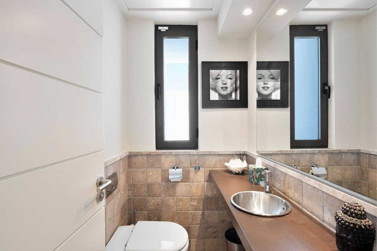 Image 19: penthouse For sale, Benahavís, €755,000 [HFM-CL10146]