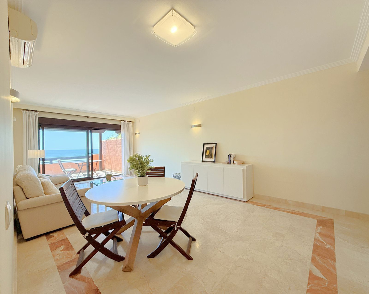 Image 26: квартира For sale, Estepona, €397,000 [HFM-CL10150]