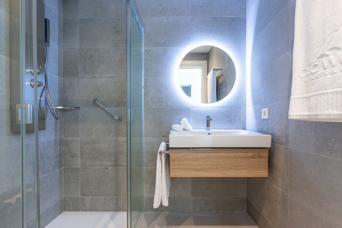 Image 32: ground floor apartment For sale, Mijas Costa, €695,000 [HFM-CL10141]