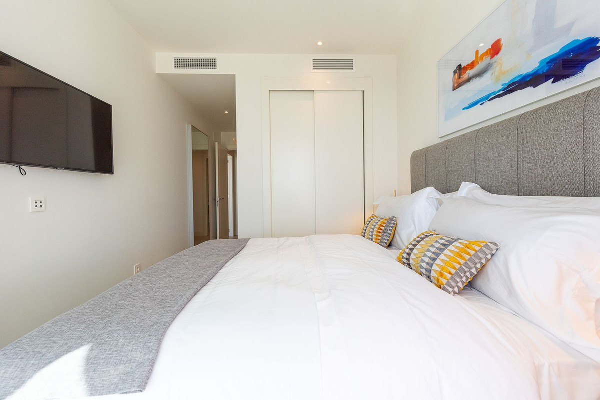 Image 32: ground floor apartment For sale, Mijas Costa, €695,000 [HFM-CL10141]