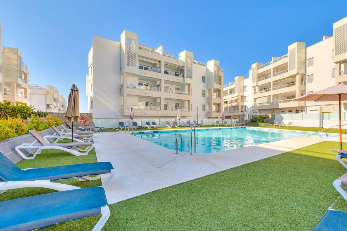 Image 14: penthouse duplex For sale, San Pedro de Alcántara, €650,000 [HFM-CL10140]