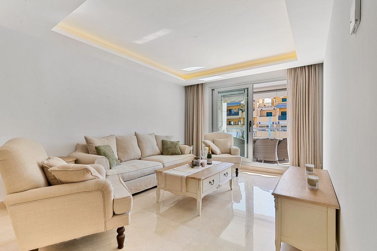 Image 14: penthouse duplex For sale, San Pedro de Alcántara, €650,000 [HFM-CL10140]