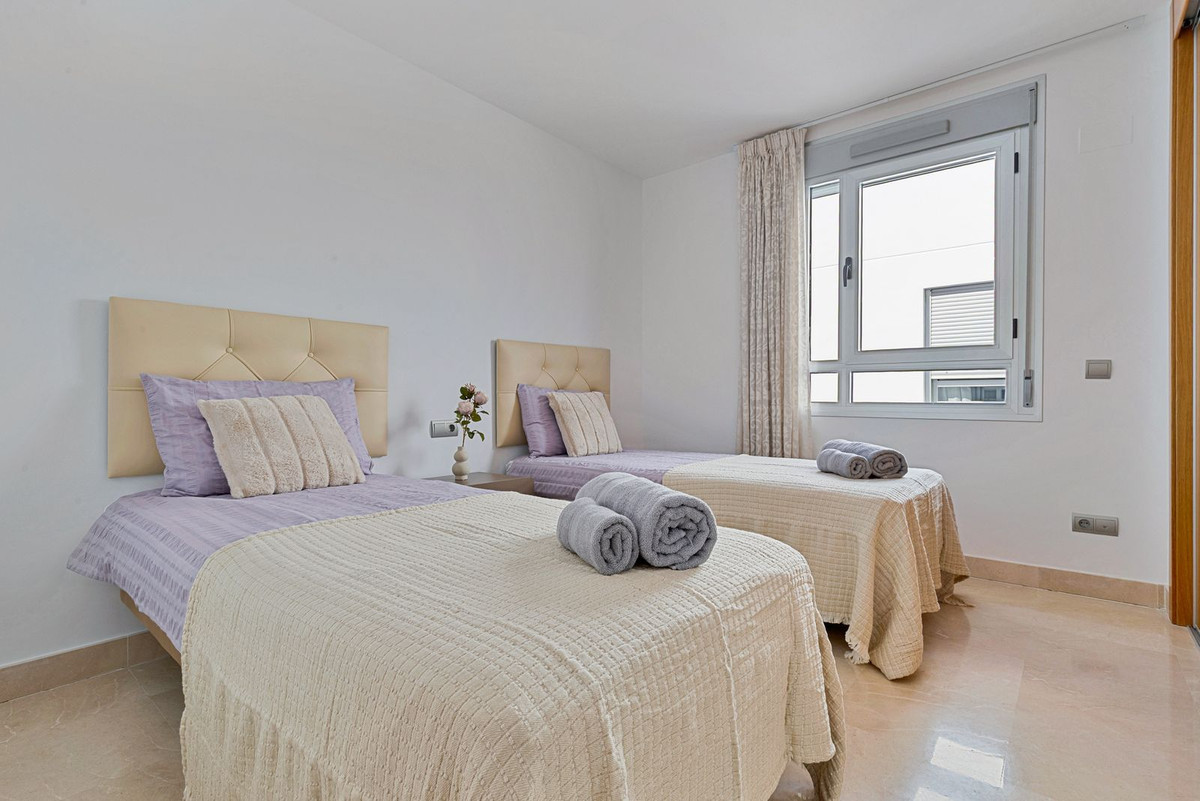 Image 14: penthouse duplex For sale, San Pedro de Alcántara, €650,000 [HFM-CL10140]