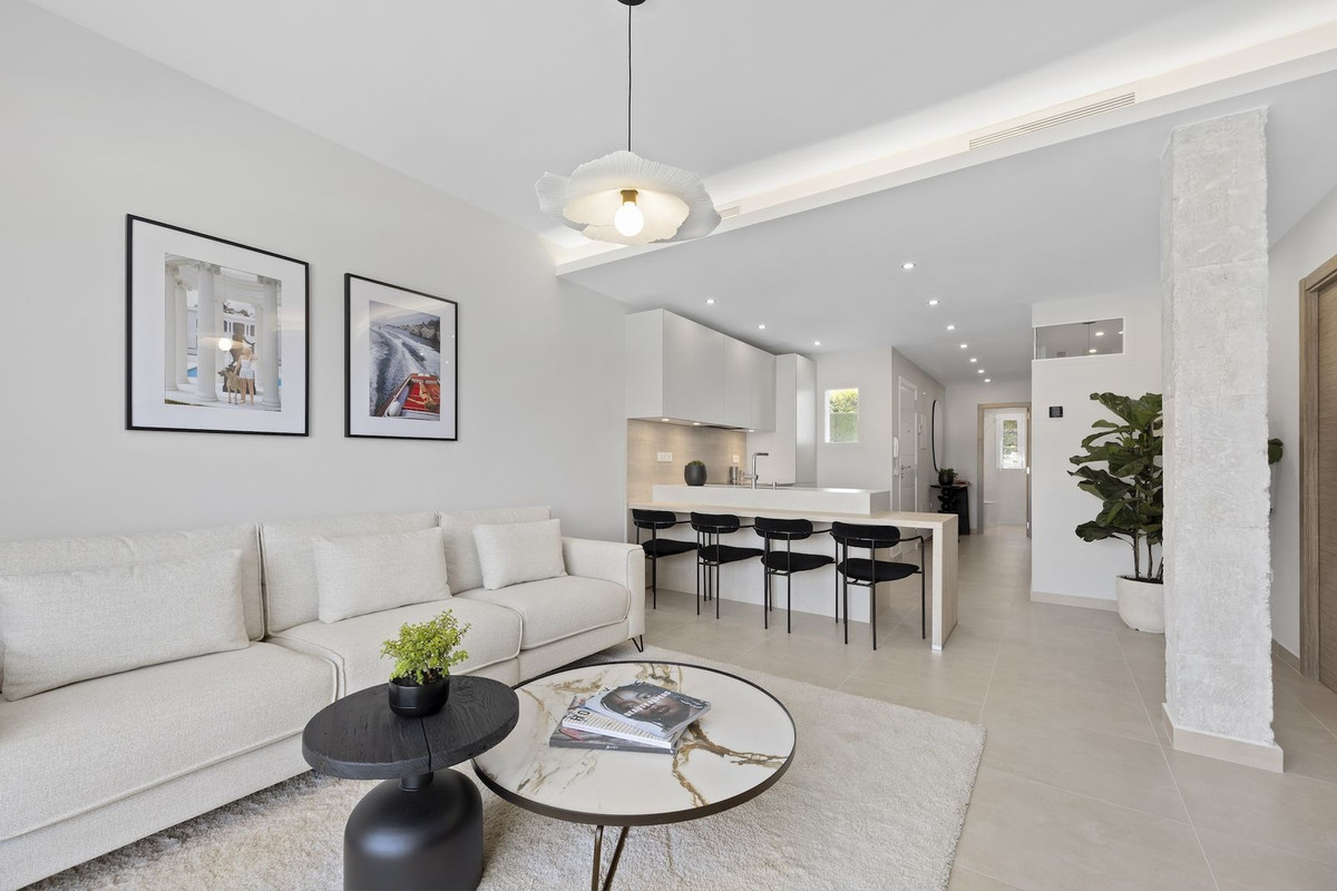 Image 27: Ático dúplex For sale, Nueva Andalucía, €690,000 [HFM-CL10138]