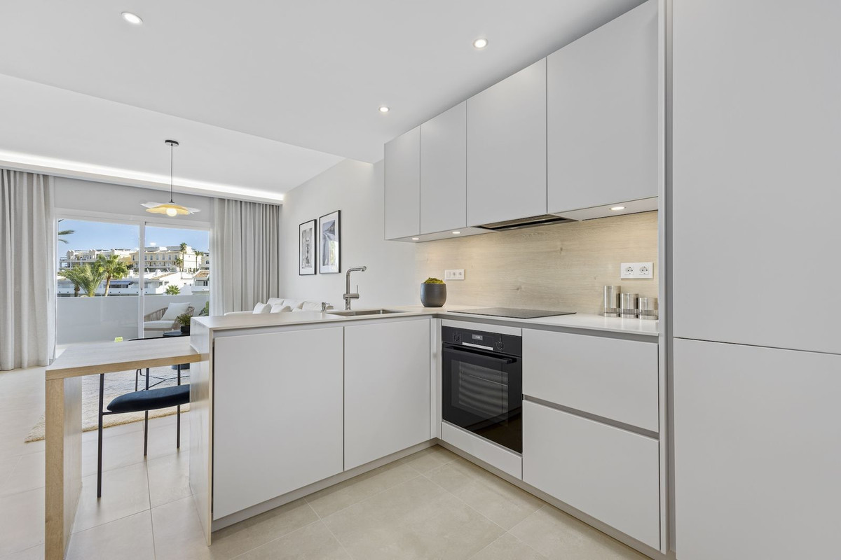 Image 27: Ático dúplex For sale, Nueva Andalucía, €690,000 [HFM-CL10138]