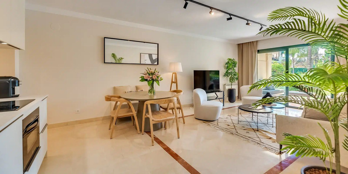 Image 25: ground floor apartment For sale, Marbella, €695,000 [HFM-CL10137]