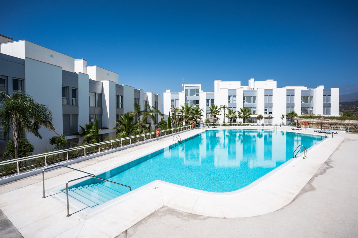 Image 26: penthouse duplex For sale, Estepona, €695,000 [HFM-CL10136]